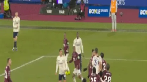 皇社总监奥拉贝赛季末将辞去职务