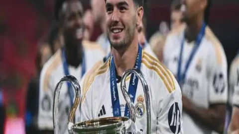 曼联与「坦味」激战半小时 阿姆特迪亚路成爱华顿防线苦主｜赛后简评